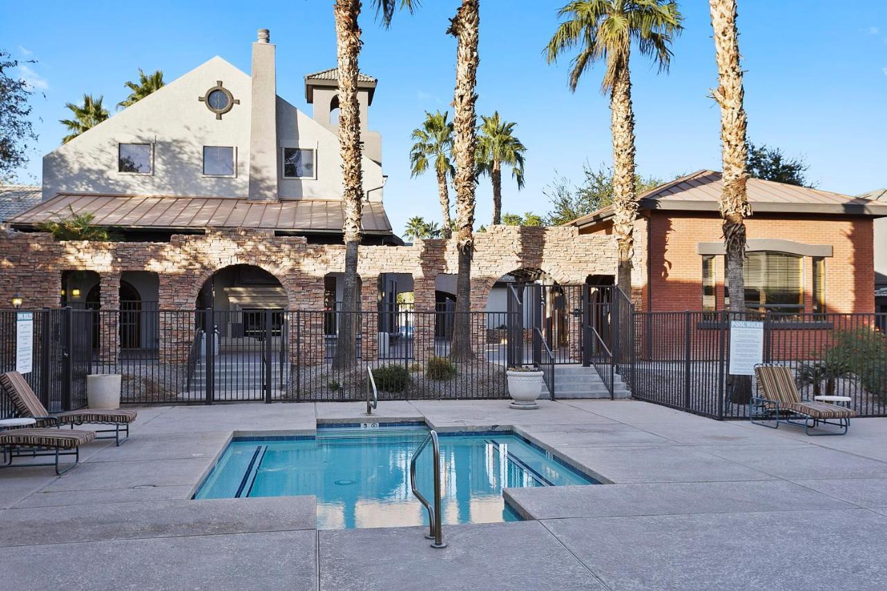 Cozysuites Chandler 2Br With 2 Pools & Jacuzzi! מראה חיצוני תמונה